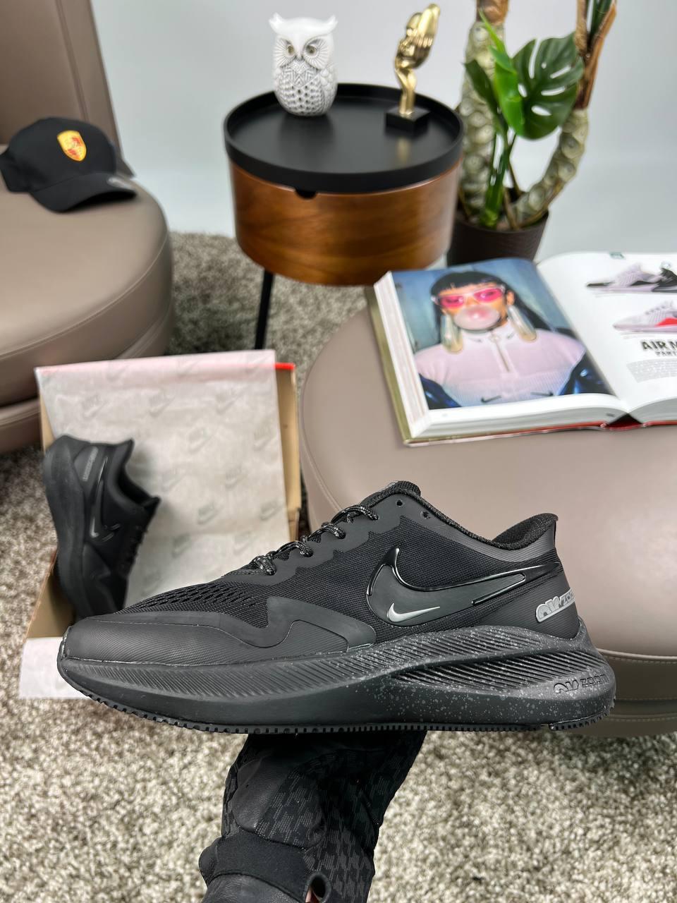 Чоловічі кросівки Nike Air Zoom Winflo 8 Shield All Black Space, кеди Найк текстиль нейлон. Чоловіче взуття