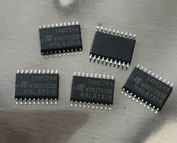 Мікросхема 74HC244 so-18, фото 1