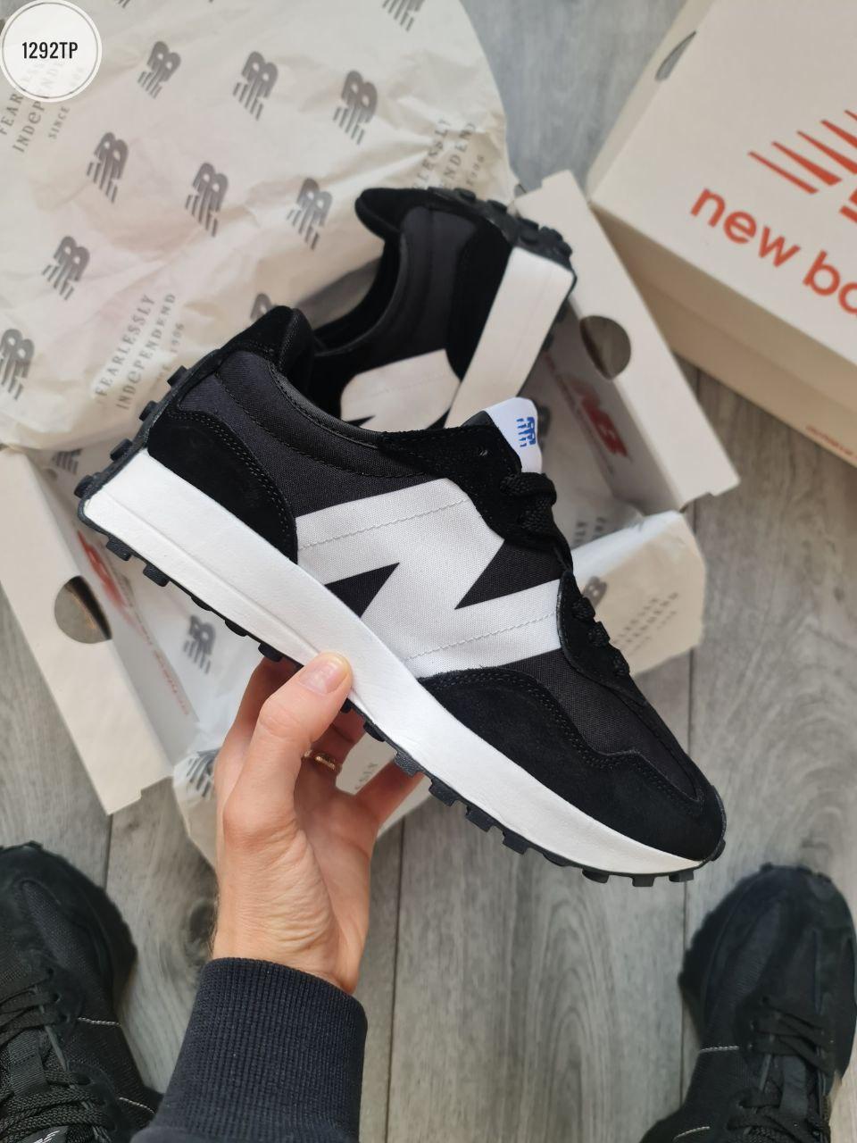 Чоловічі кросівки New Balance 327 Black/White (чорно-білі) стильні спортивні 1292TP Нью Беленс vkross, фото 1
