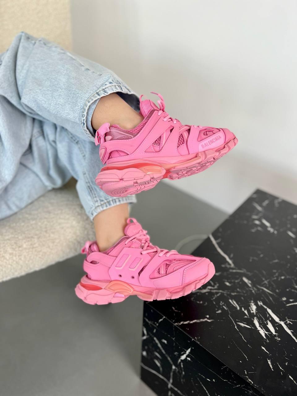 Жіночі спортивні кросівки Balenciaga Track 3.0 Pink (рожеві) демісезонні кросівки Ar00508 Баленсіага vkross