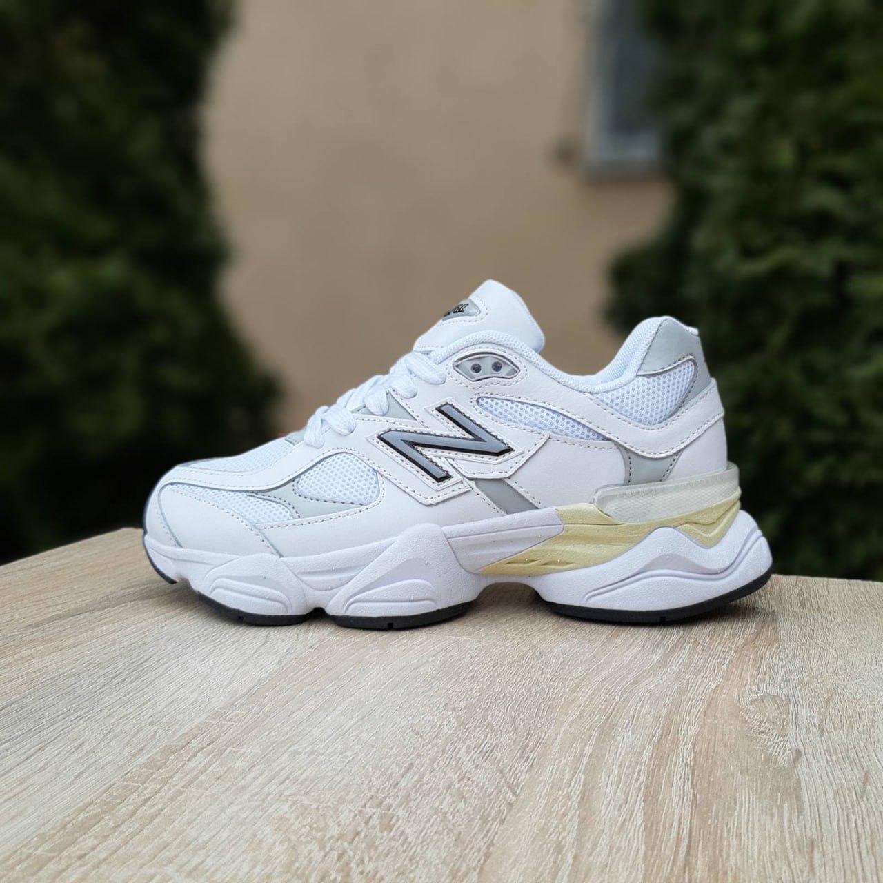 Жіночі спортивні кросівки New Balance 9060 (білі) демісезонні кроси 21048 Нью Беленс vkross, фото 1
