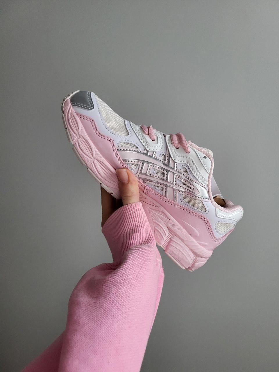 Жіночі демісезонні кросівки Asics GEL-NYC (сірі з рожевим) модні спортивні кроси 655 Асікс vkross
