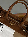 Сумка жіноча Prada Medium Suede Tote Bag через плече карамель Прада, фото 3