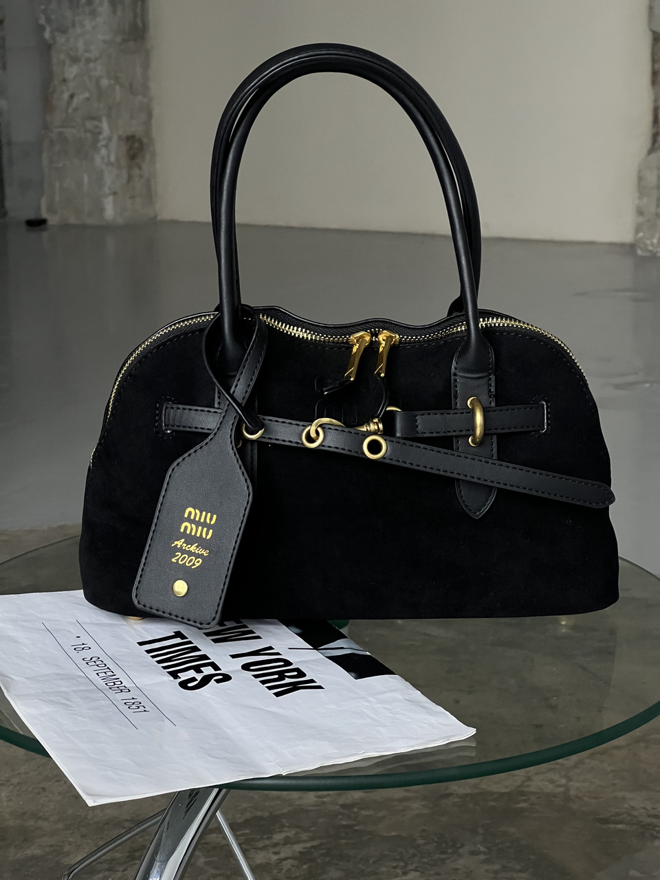 Сумка женская Miu Miu Aventure Nappa Suede черный замш через плечо Миу Миу, фото 1