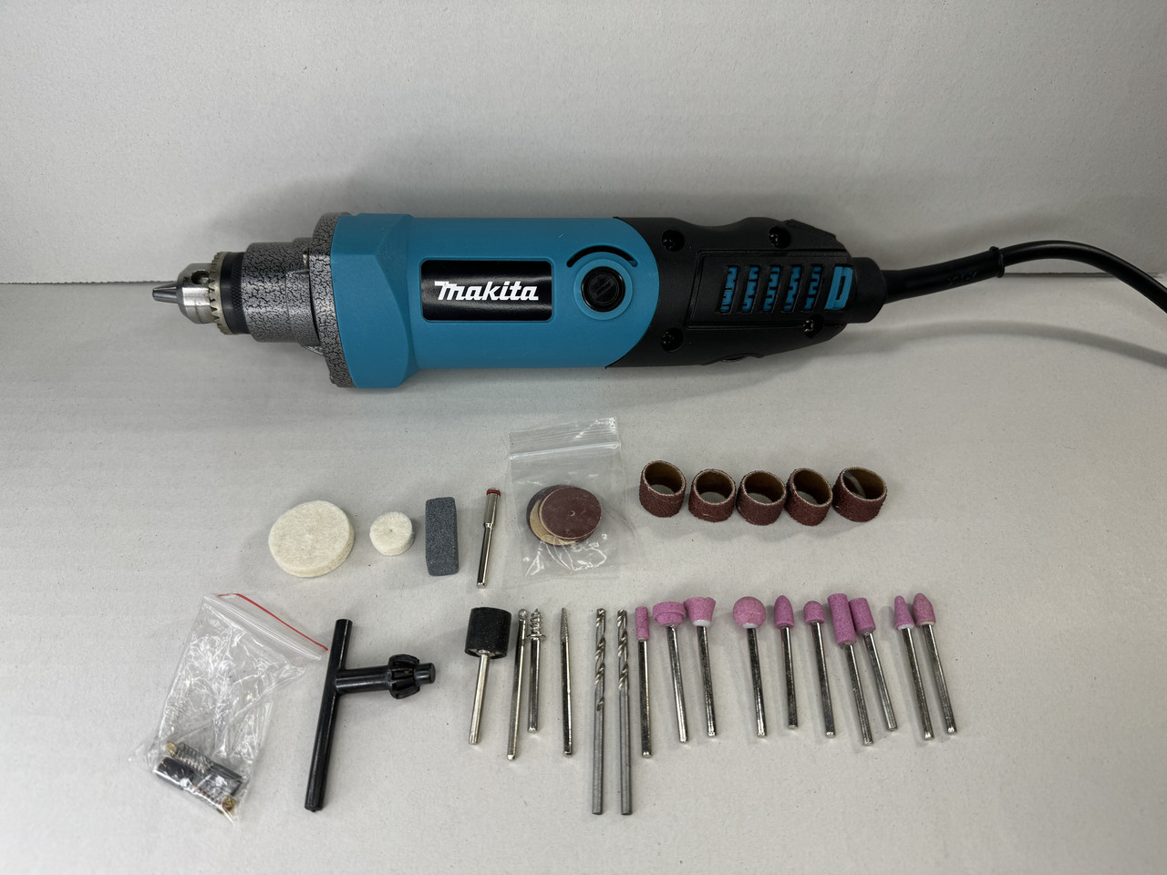 Дрель-гравер Makita GD0210 (+35 насадок, патрон 6,5мм), фото 1