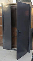 Металеві вхідні двері двостулкові міцна конструкція для широких прорізів/нестандартні дверцята