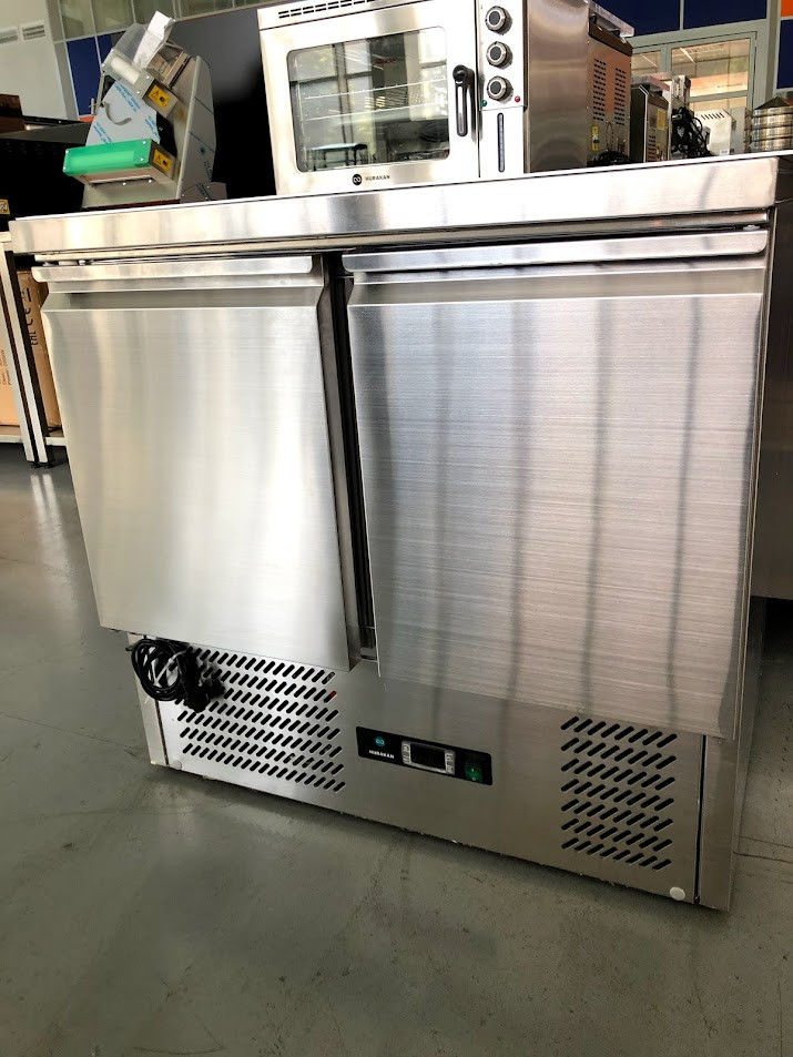 Стіл холодильний Hurakan HKN-GXS2GN 2-х дверний з нижнім розміщенням агрегату, фото 1