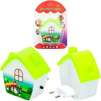 Від 3 шт. Нічник з датчиком освітлення "Будиночок"7,5*7*3,5см  W-881237 купити дешево оптом в інтернет-магазині