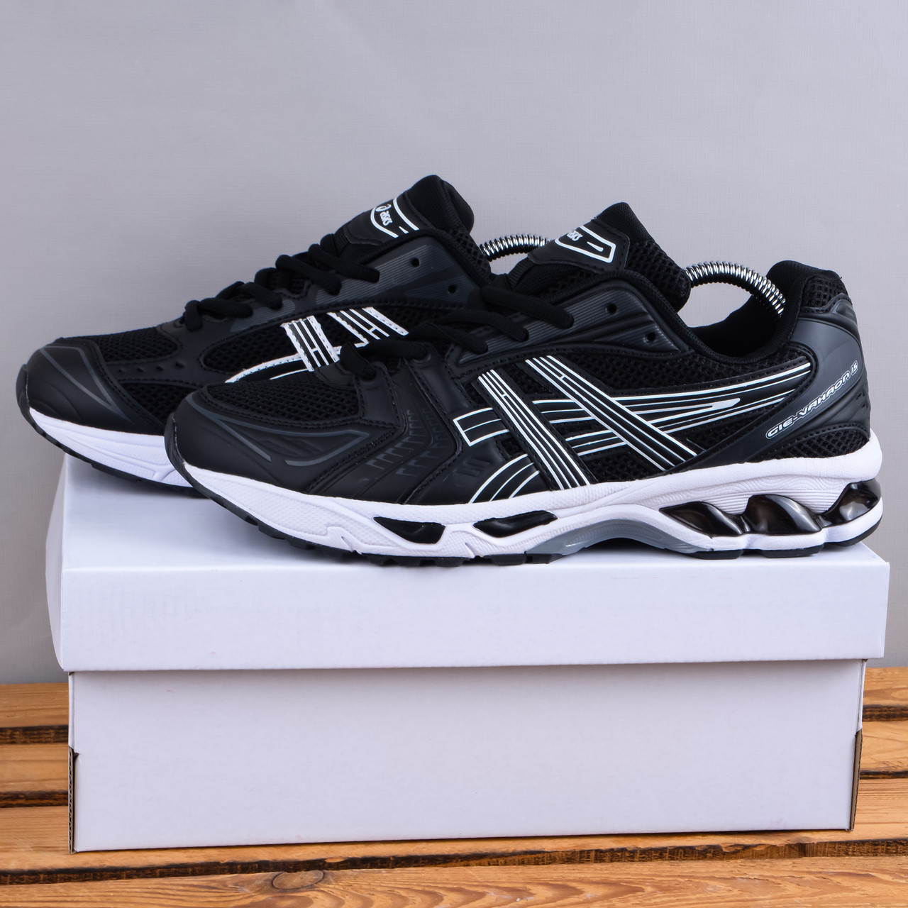 SALE Чоловічі Кросівки Asics Gel Vahaon 15 чорні з білою підошвою