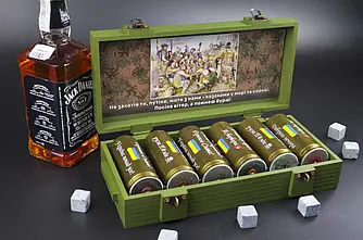 Набір стаканів рюмок для віскі з гільз з патріотичними написами 6 штук зі збереженим оригінальним станом