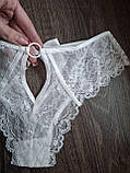 Жіночі мереживні трусики з бантиком на попі, білі стрінги на високій посадці розмір 44-46, фото 5