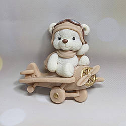 Шоколадна фігурка для торта Ведмедик-пілот