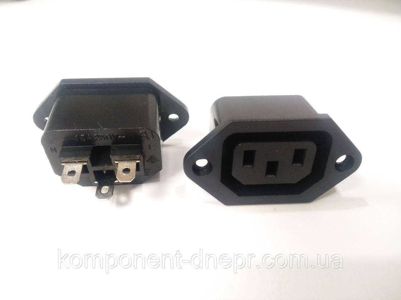 Гніздо мережеве 3pin, монтажне, корпус пластик
