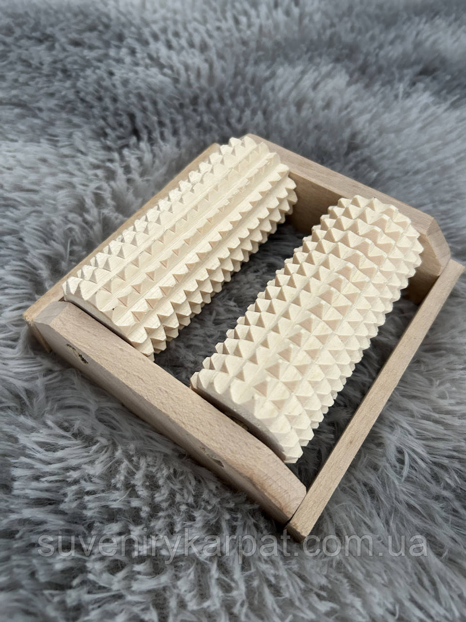 Дерев'яний масажер для ніг 12х12,5 см, фото 1