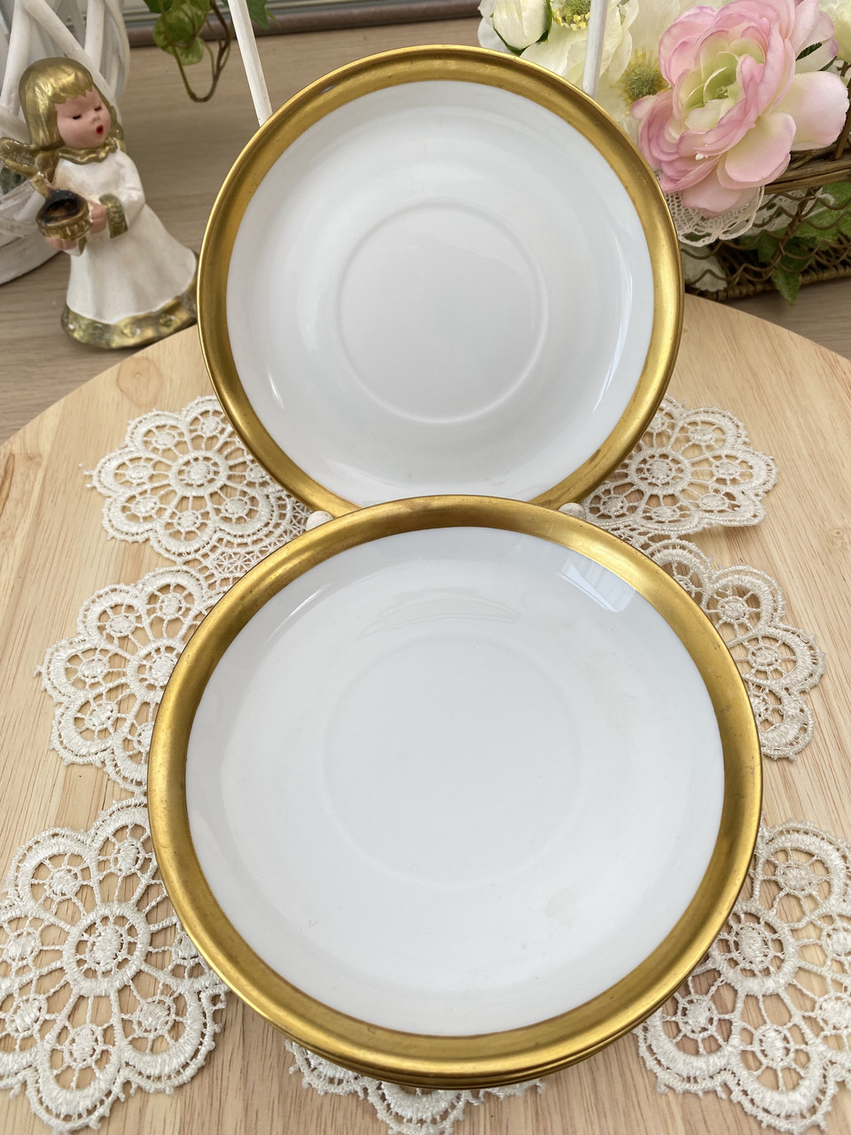 Чотири білих фарфорових блюдця з позолоченим ободом, Rosenthal, Німеччина, vintage