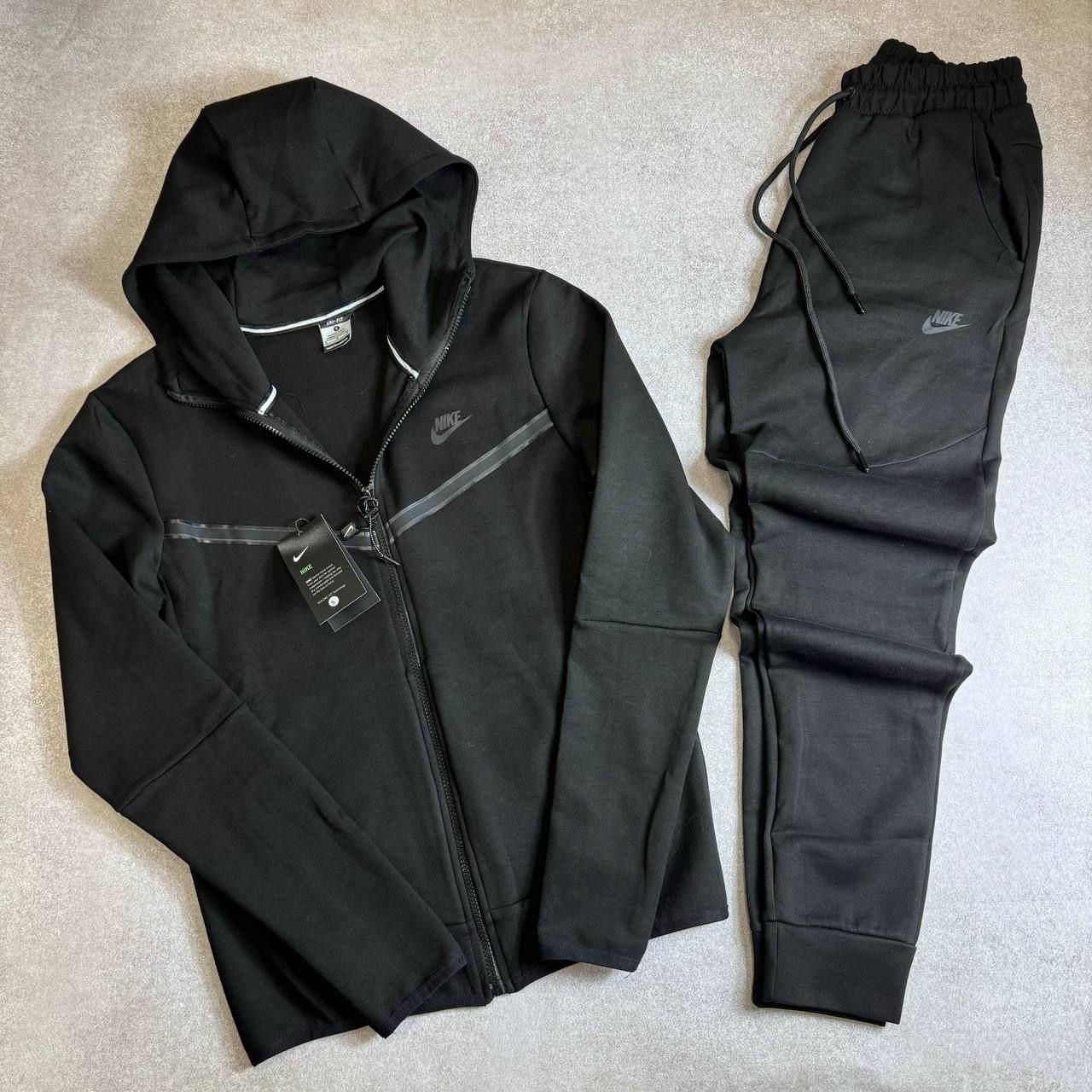 Костюм Nike Tech Fleece