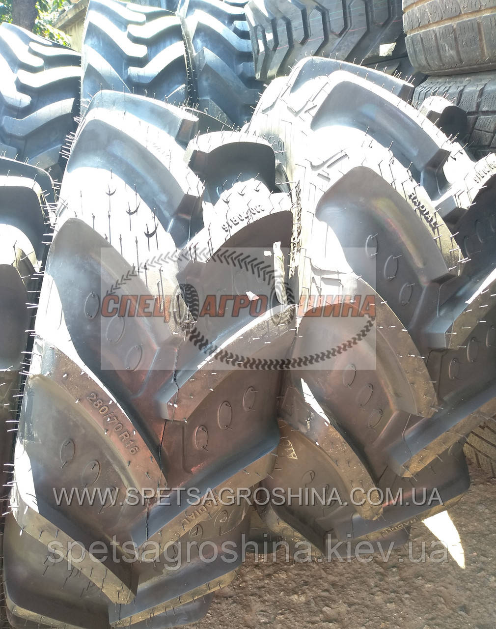 Шина 280/70R20 BKT AGRIMAX RT 765 116A8/116B R1W TL
