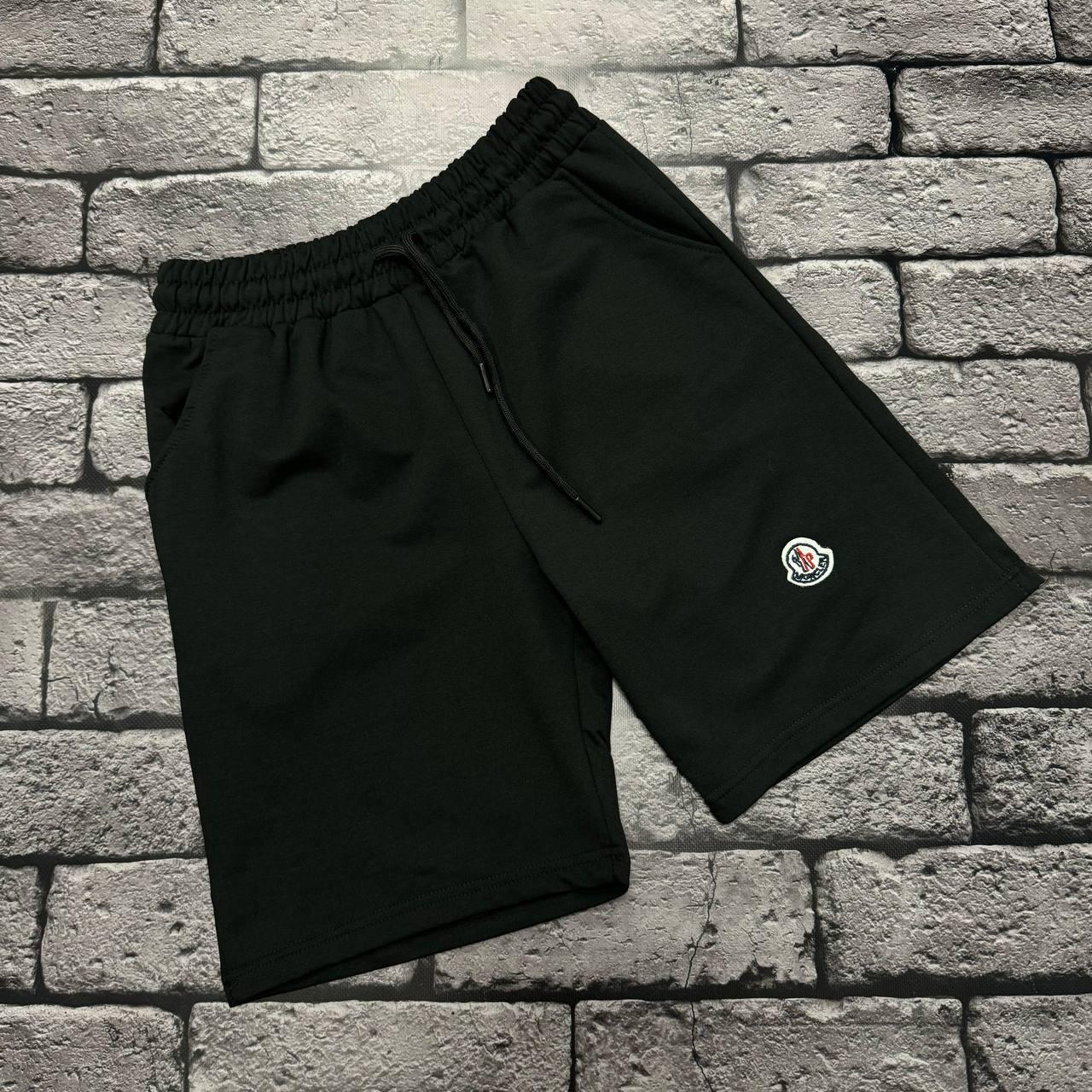 Чоловічі шорти Moncler