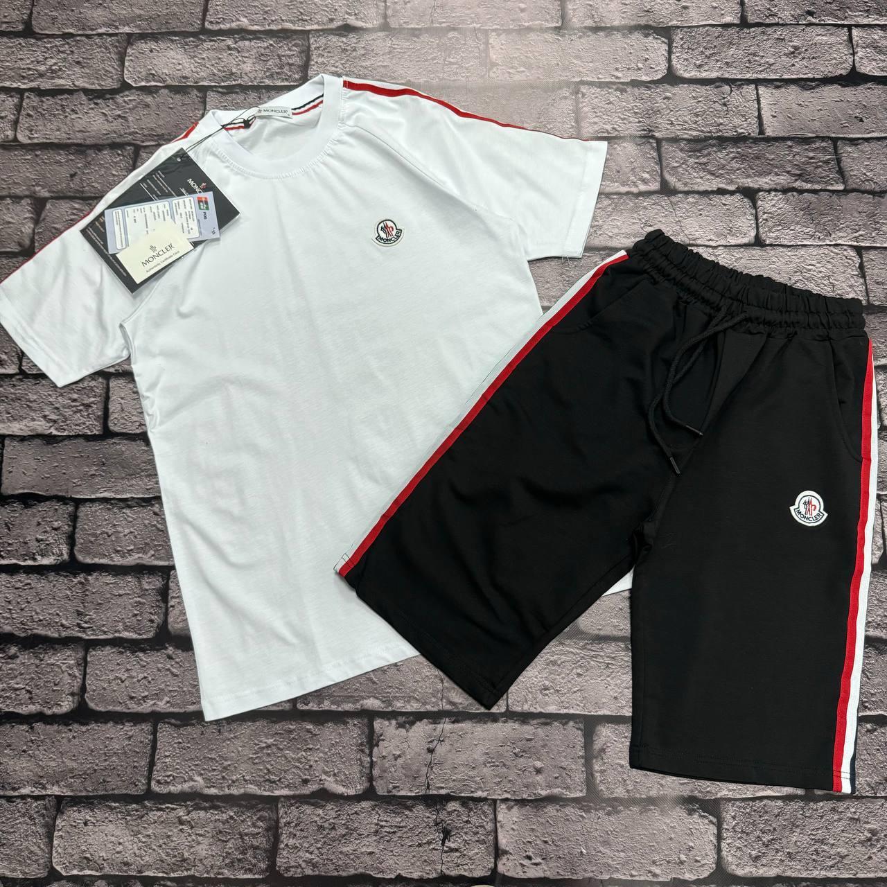 Чоловічий костюм Moncler