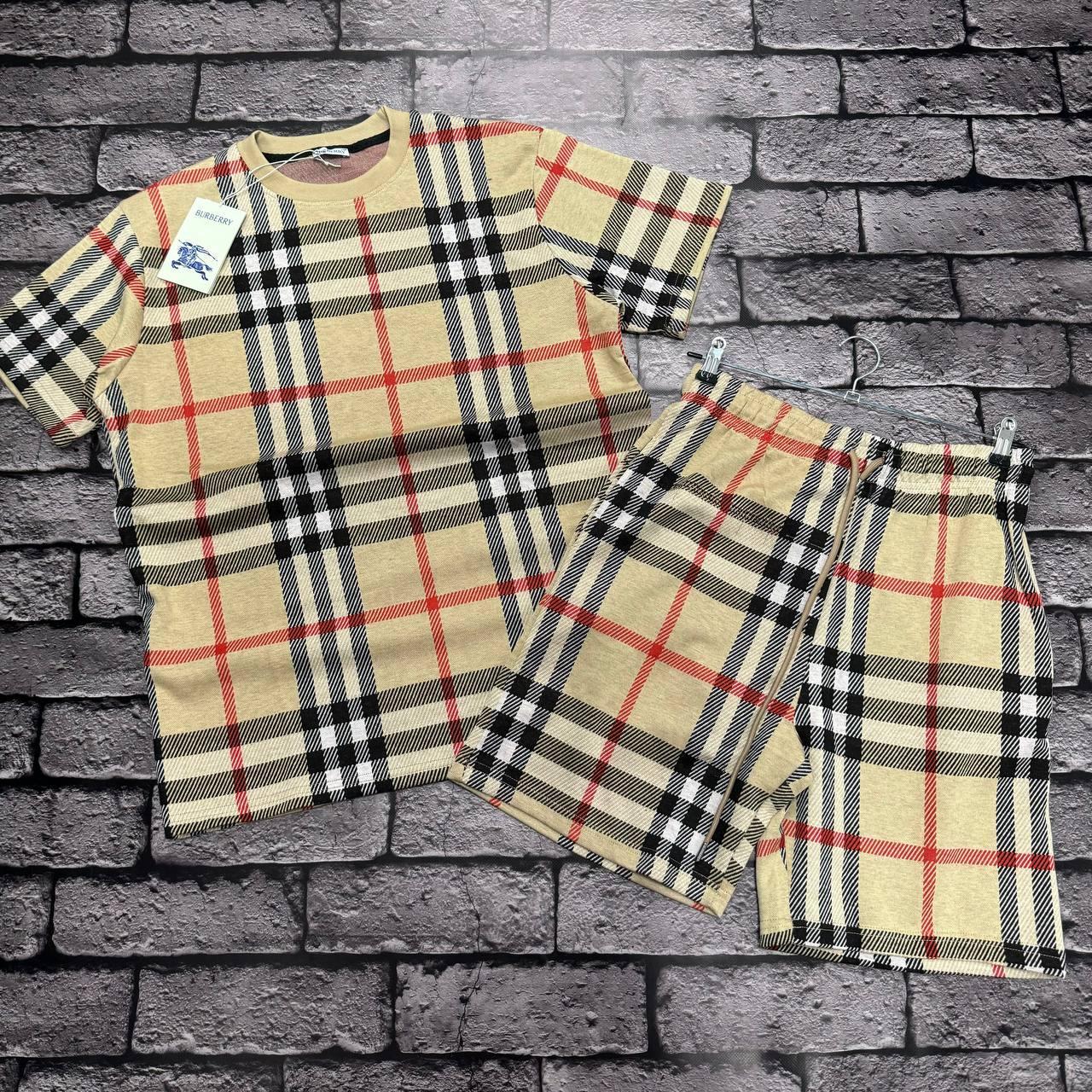 Чоловічий костюм Burberry Premium