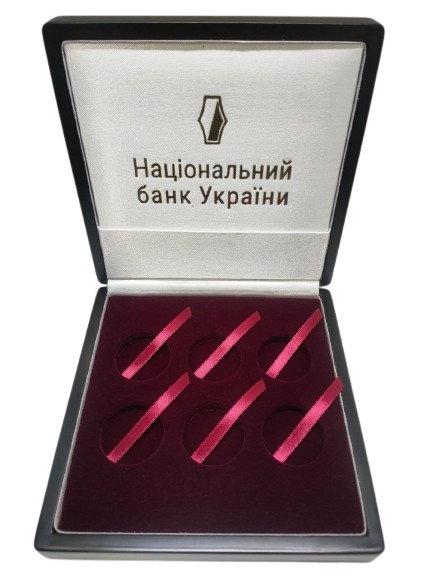Футляр з дерева для 6 золотих біметалевих монет з логотипом НБУ