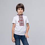 Вишита футболка для хлопчика на короткий рукав «Зоряне сяйво (червона вишивка)», фото 2