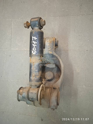 Кронштейн підвіски кабіни передній лівий для автомобіля Iveco EuroTech 000060117