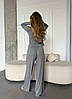 Сірий костюм-двійка з трикотажу джерсі: вільна кофта з довгими рукавами і прямі штани, фото 3