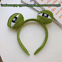 Жіночий обруч для волосся подарунковий з 3D очима жаба Пепе зелений 29285, фото 4