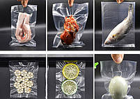 Вакуумні пакети для продуктів харчування 20см 5м. Рулон для вакууматора рифлена + гладка сторона, фото 2