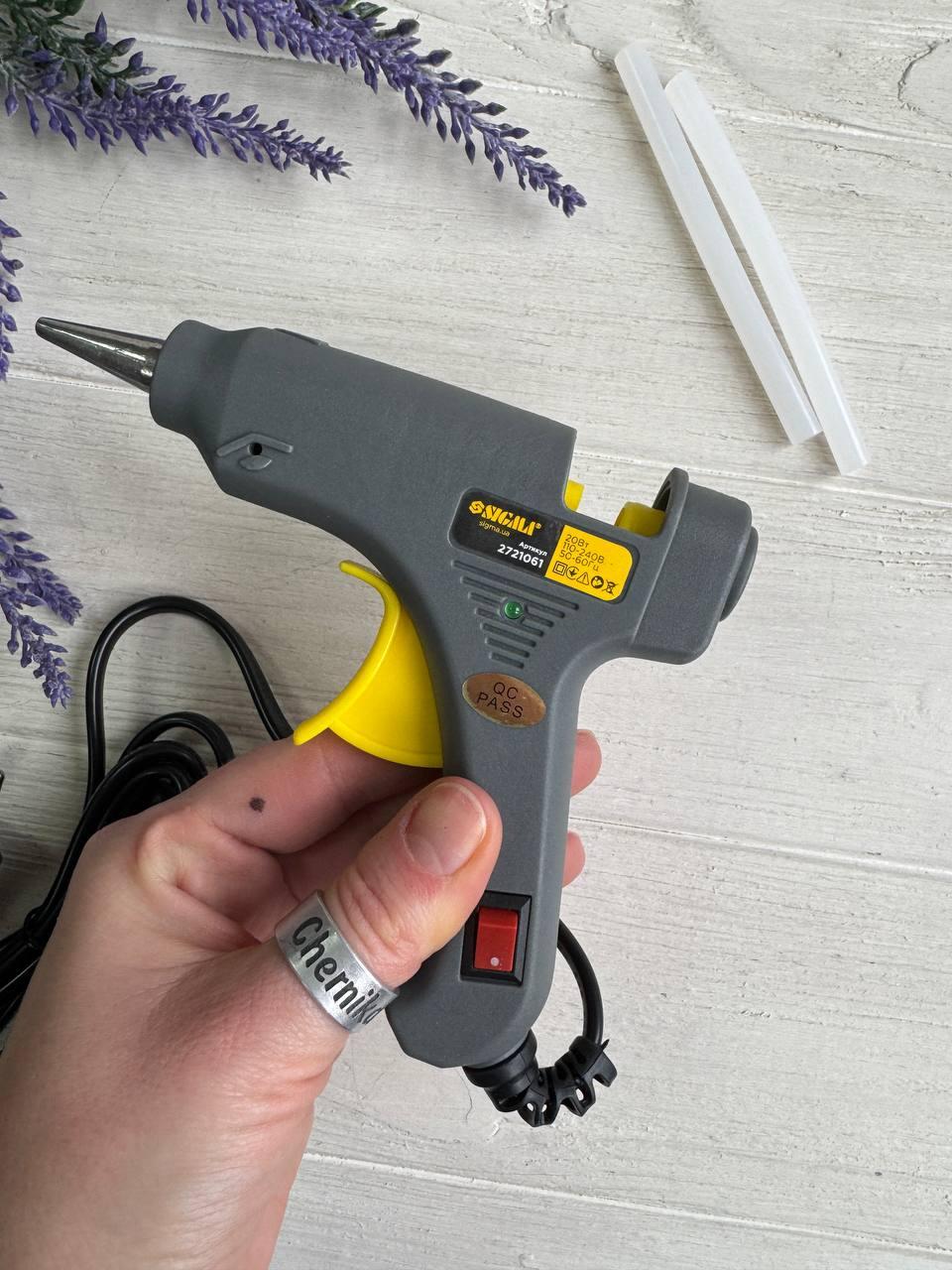 Клейовий пістолет 20 Вт Сигма , з вимикачем