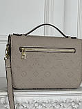 Сумка жіноча Луї Вітон через плече Louis Vuitton Medium Pochette кремовий, фото 6