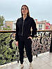 Жіночий весняний зручний прогулянковий вельветовий костюм: куртка на блискавці та штани джогери, фото 2