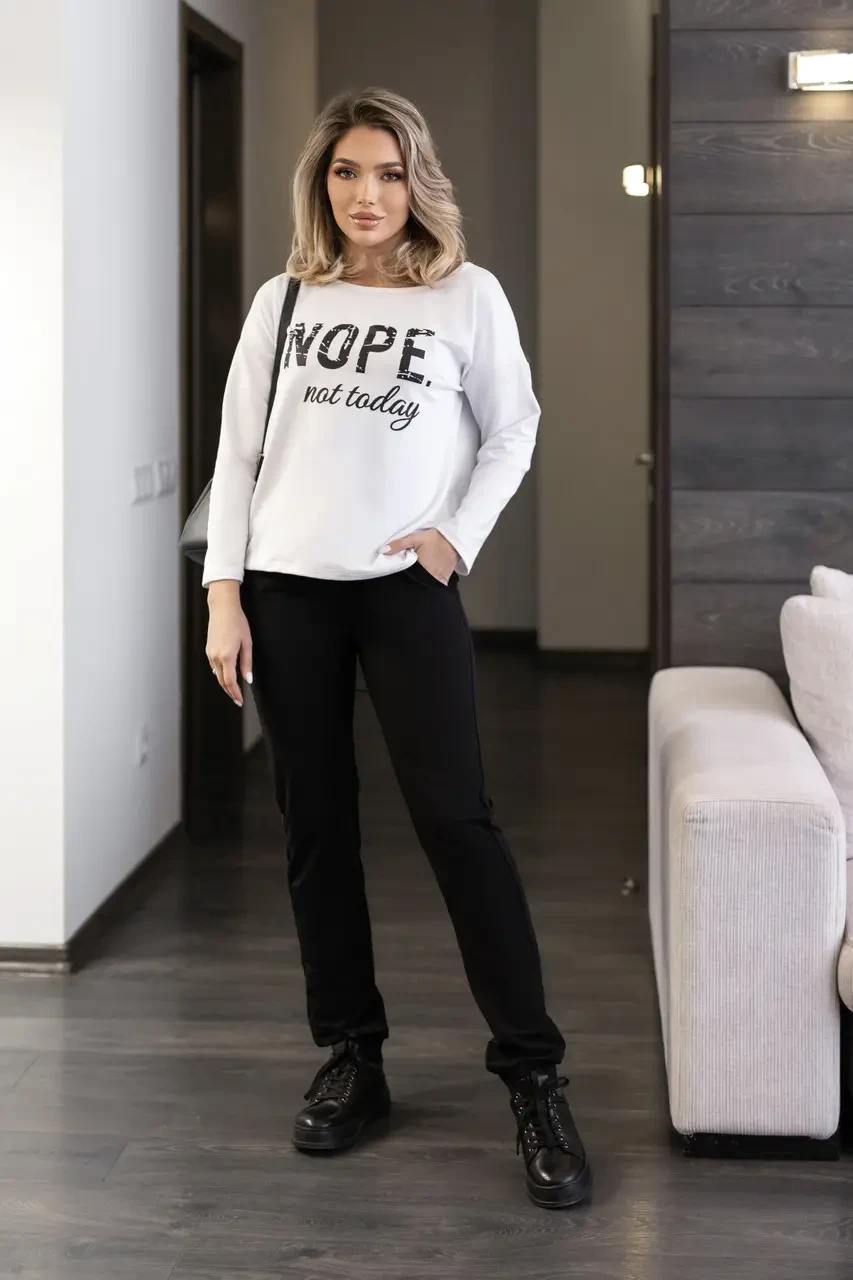 Жіночий спортивний костюм, двійка з двонитки, чорні штани, кофта з принтом, фото 1