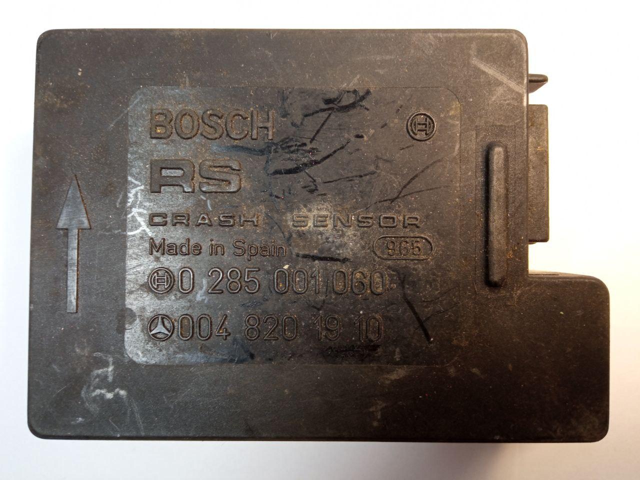Електронний блок керування Mercedes Bosch 0 285 001 060 / 0285001060 / 004 820 19 10 MB 124