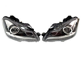 Передні фари ( Xenon Adaptive ) без блоків на мерседес C-клас W204 2007-2014 року