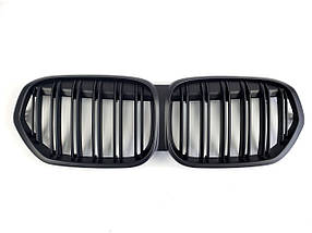 Решітка радіатора Чорний мат ( Подвійні M-Look ) на бмв X1 F48 2019-2022 року
