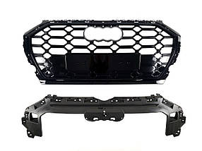 Решітка радіатора Full Black ( в стилі SQ ) на Audi Q5 80A 2020-2023 року