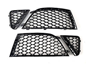 Решітки в бампер Full Black ( RS бампер комплект V1 ) на Audi A4 B8 2007-2011 року
