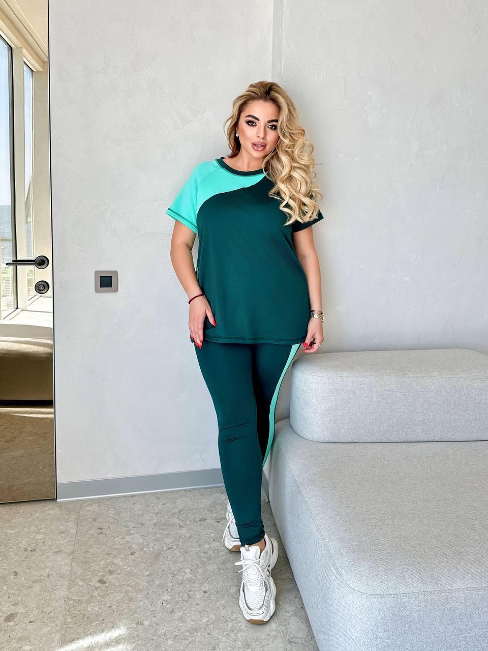 Жіночий спортивний фітнес костюм для спорту залу та тренувань великих розмірів подовжена футболка та лосини OS - фото 1 - id-p2503561396