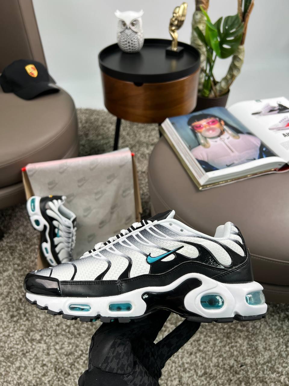 Чоловічі шкіряні текстиль кросівки Nike Air Max Plus White Black Mint, кеди Найк шкіра текстиль. Чоловіче взуття
