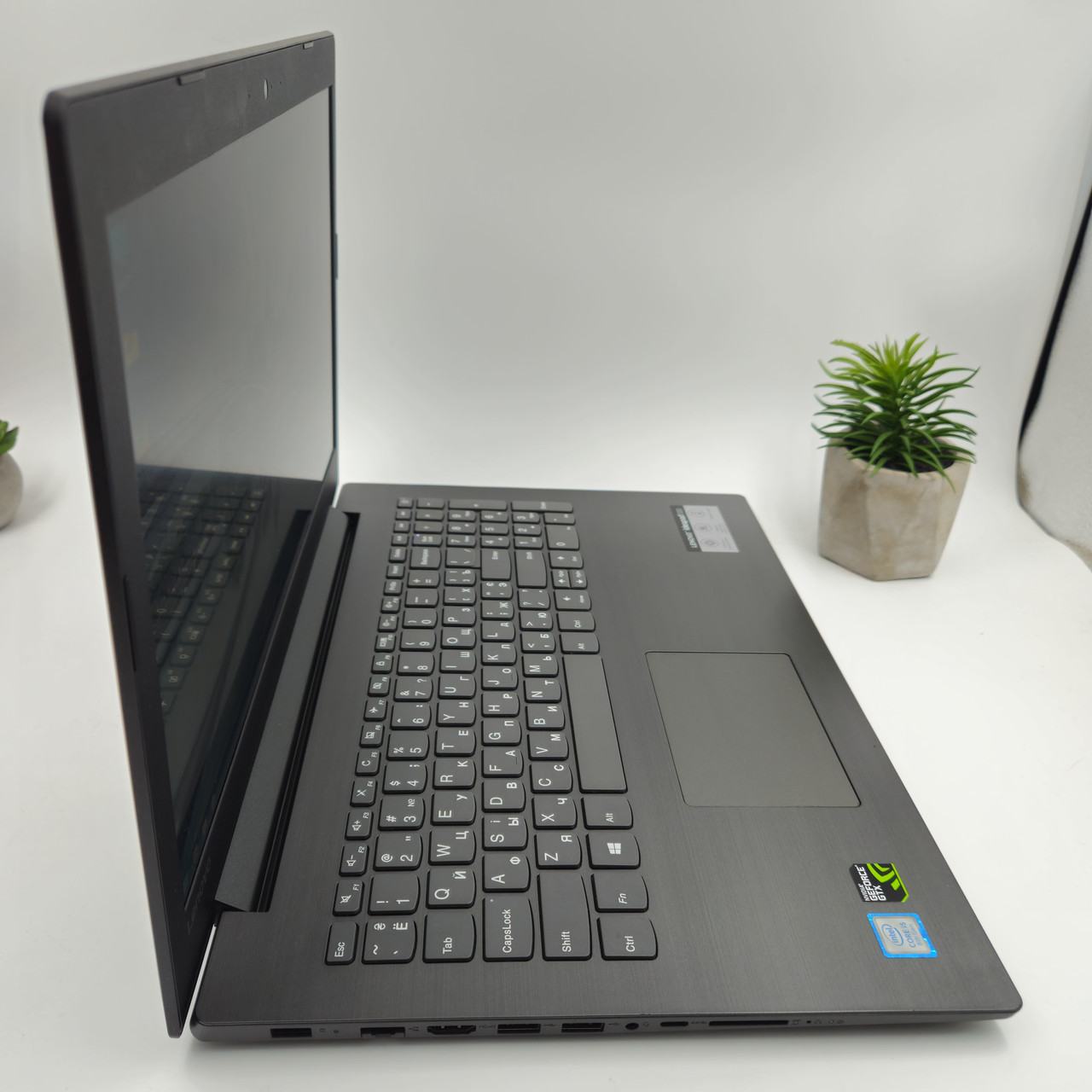 Windowsノート本体 Lenovo ideapad 330-15IGM SSD256GB RAM8GB 6498964864_w640_h640_649896486