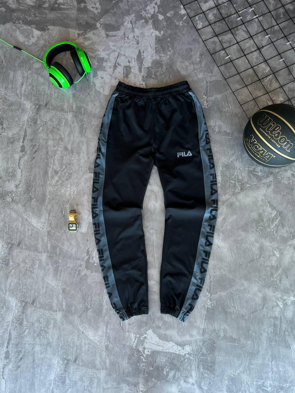 Спортивні штани чоловічі чорні осінь-весна однотонні фірмові Fila (Філа)
