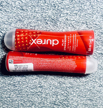 Гель-змазка їстівна Durex play Saucy STRAWBERRY з полуницею, 50 мл