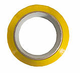 Скотч пакувальний жовтий 45 мкм 45 мм*100 м — клейка стрічка, широкий канцелярський скотч для паковання та декору, фото 3