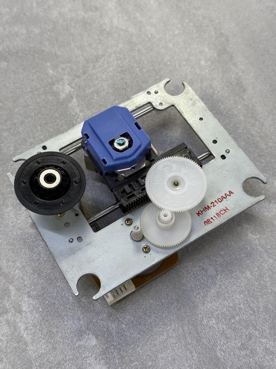 Оптична головка KHM210AAA
