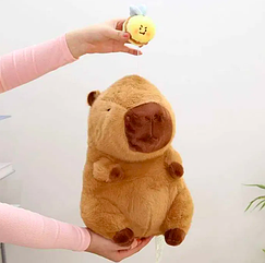 М'яка іграшка "Капібара з бджілкою" 35см