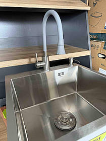 Комплект: мийка для кухні інтегрована H5050 Brushed Steel 3,0/1,0 мм та змішувач Globus Lux WIEN
