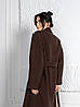 Жіноче тепле трендове шоколадне пряме зимове пальто максі з поясом, шліцом, фото 5