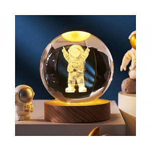 Декоративний 3D-нічник кришталева куля Crystal Ball Астронавт (52490)
